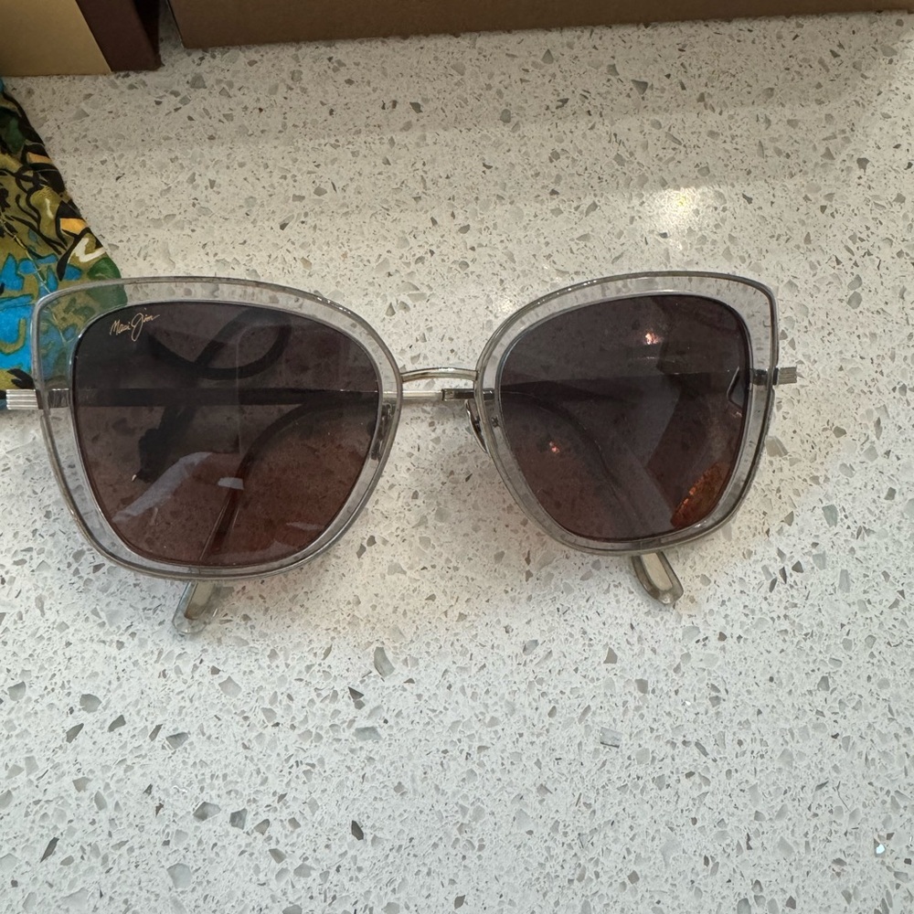 Maui Jim, Violet Lake Women's Sunglasses - Silver Frame with Bronze Lenses